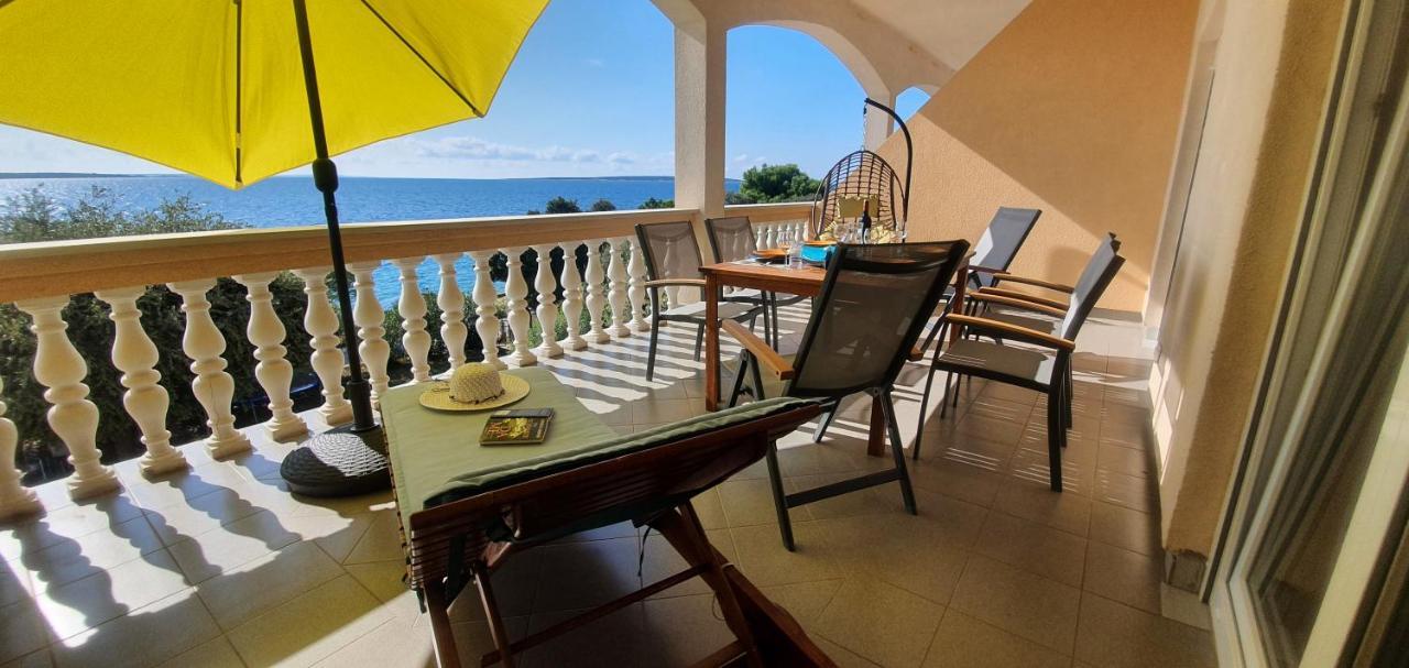 Comfortable Family Apt Iris 20M From Beach In Mandre Exterior photo