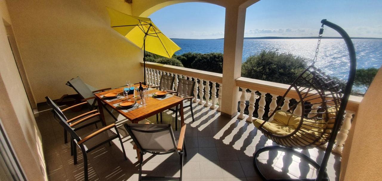 Comfortable Family Apt Iris 20M From Beach In Mandre Exterior photo